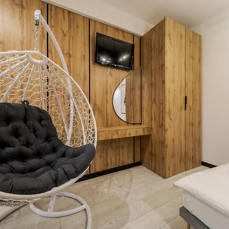 شقة Royal On Zamarstynivska 30