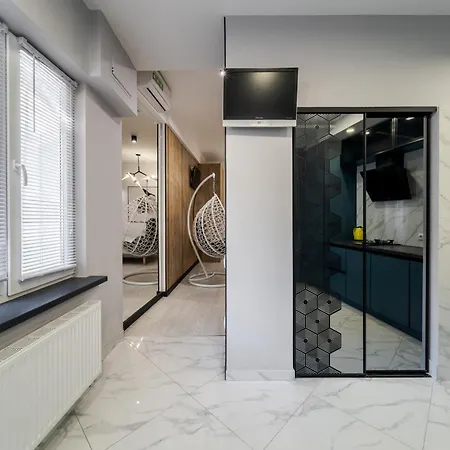 Royal On Zamarstynivska 30 Lviv