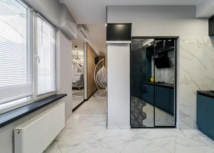 Royal On Zamarstynivska 30 Lviv